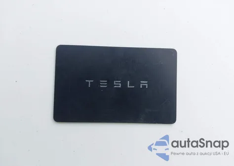 2022 Tesla Model Y Performance Dual Motor All-Wheel Drive z USA, uszkodzony, nr VIN 7SAYGDEF3NF565275